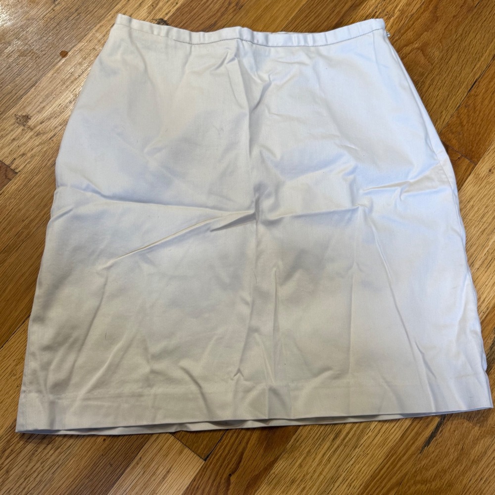 The Limited Stretch Women's Cream Skirt Size 2 - Picture 3 of 5